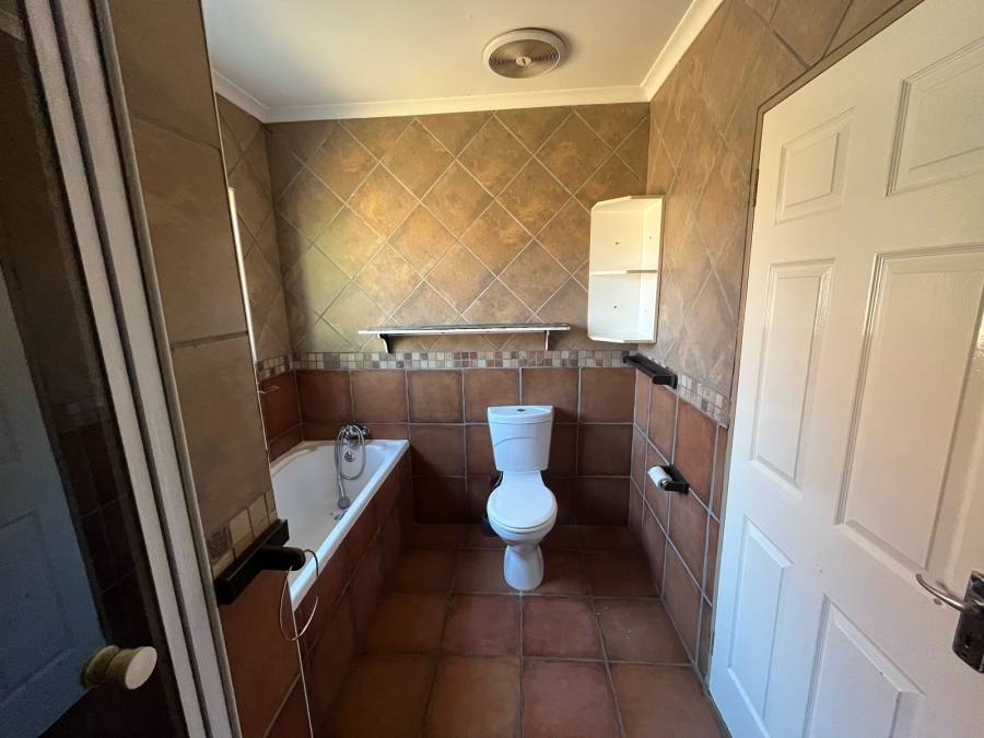 4 Bedroom Property for Sale in Waterkloof A H North West